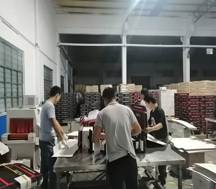 红酒塑封服务